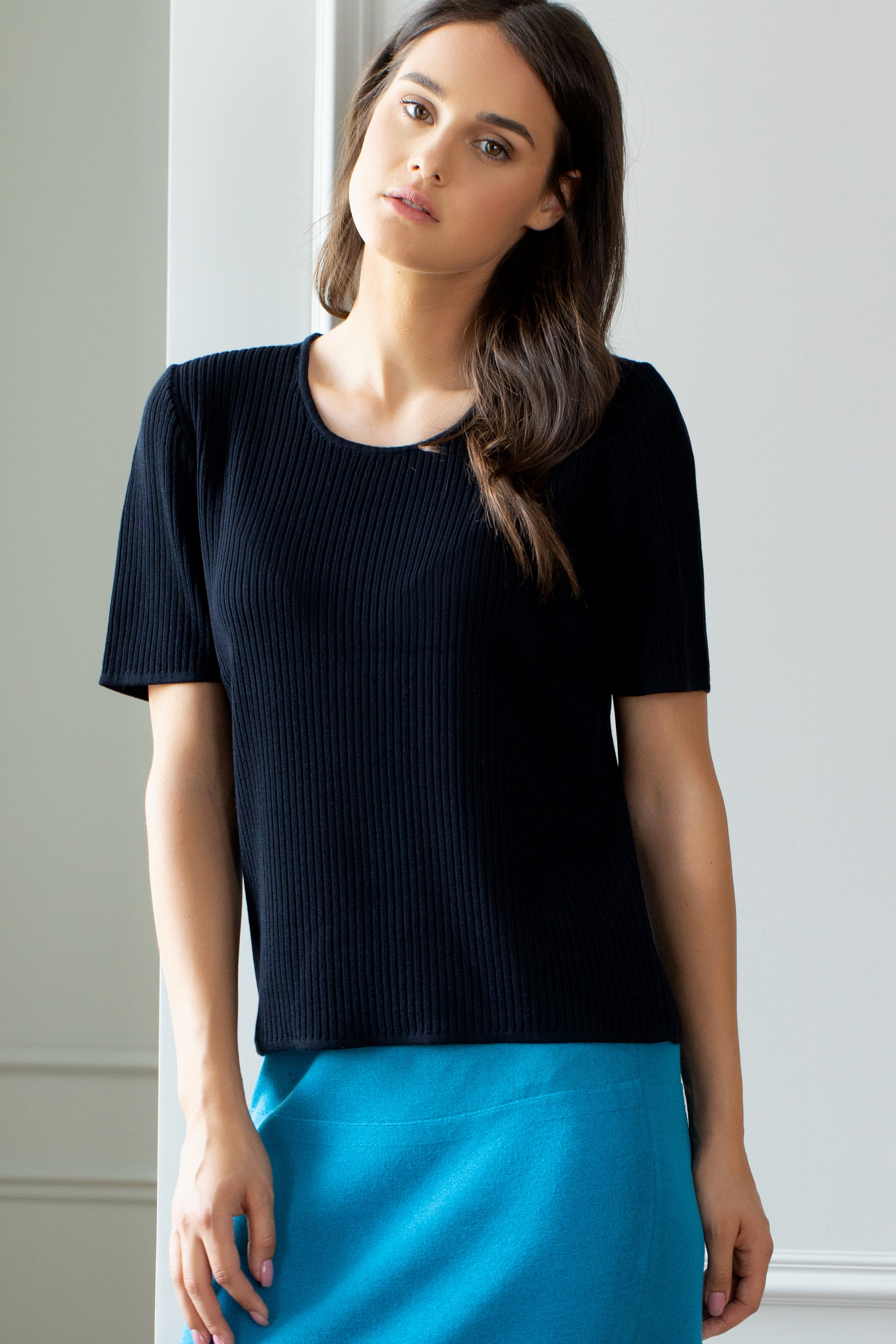 Round -neck ribbed-knit T-shirt