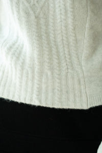 Turtleneck Sweater with raglan sleeves