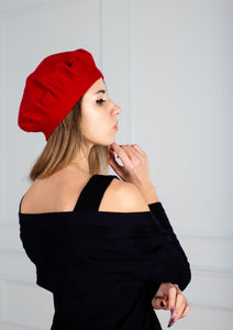 Merino wool beret dark red