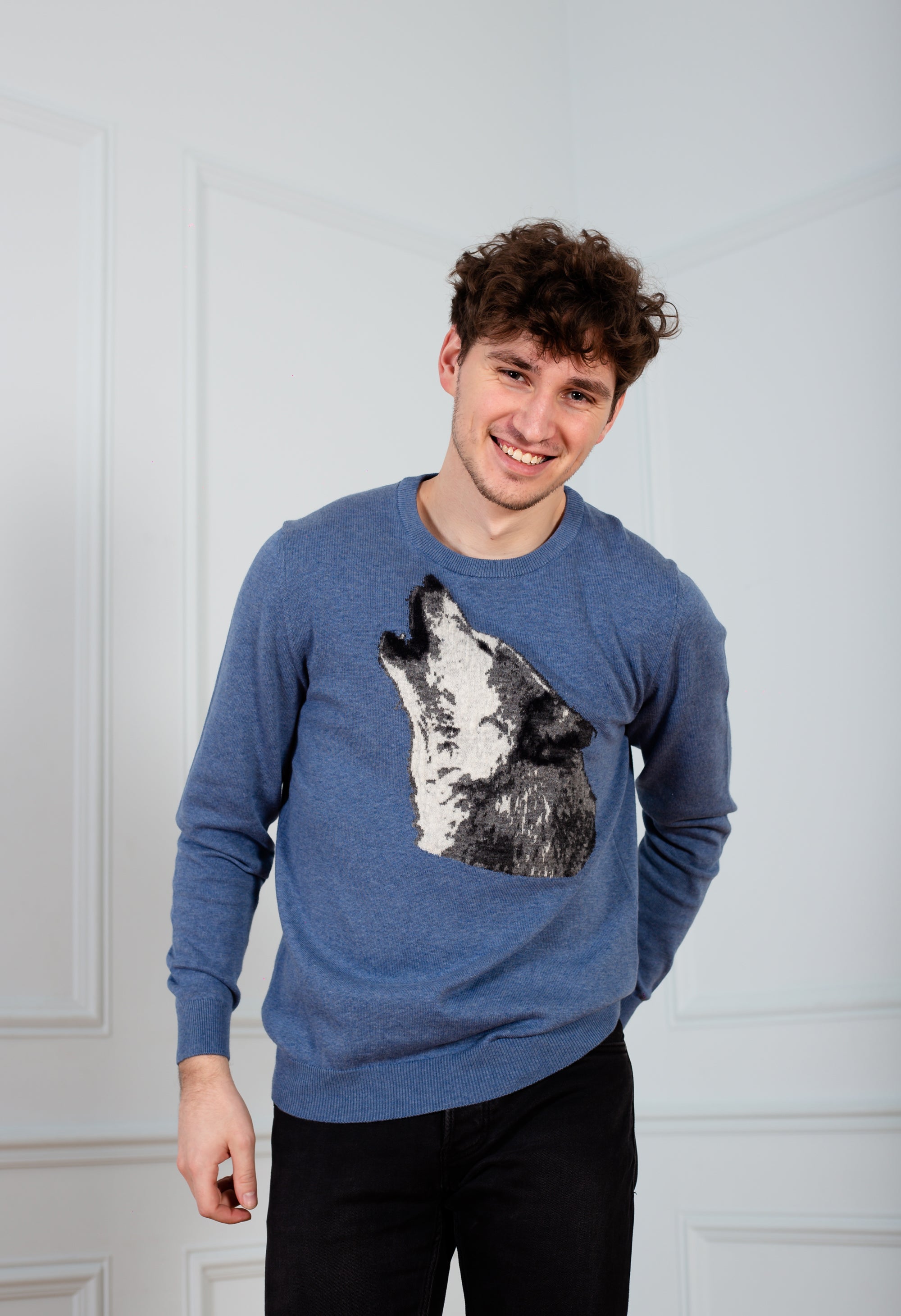 Unisex Blue jeans sweater Wolf