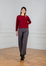 Load image into Gallery viewer, Sweater  women in Claret color
