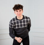 Load image into Gallery viewer, Knitted Jumper windowpane jacquard
