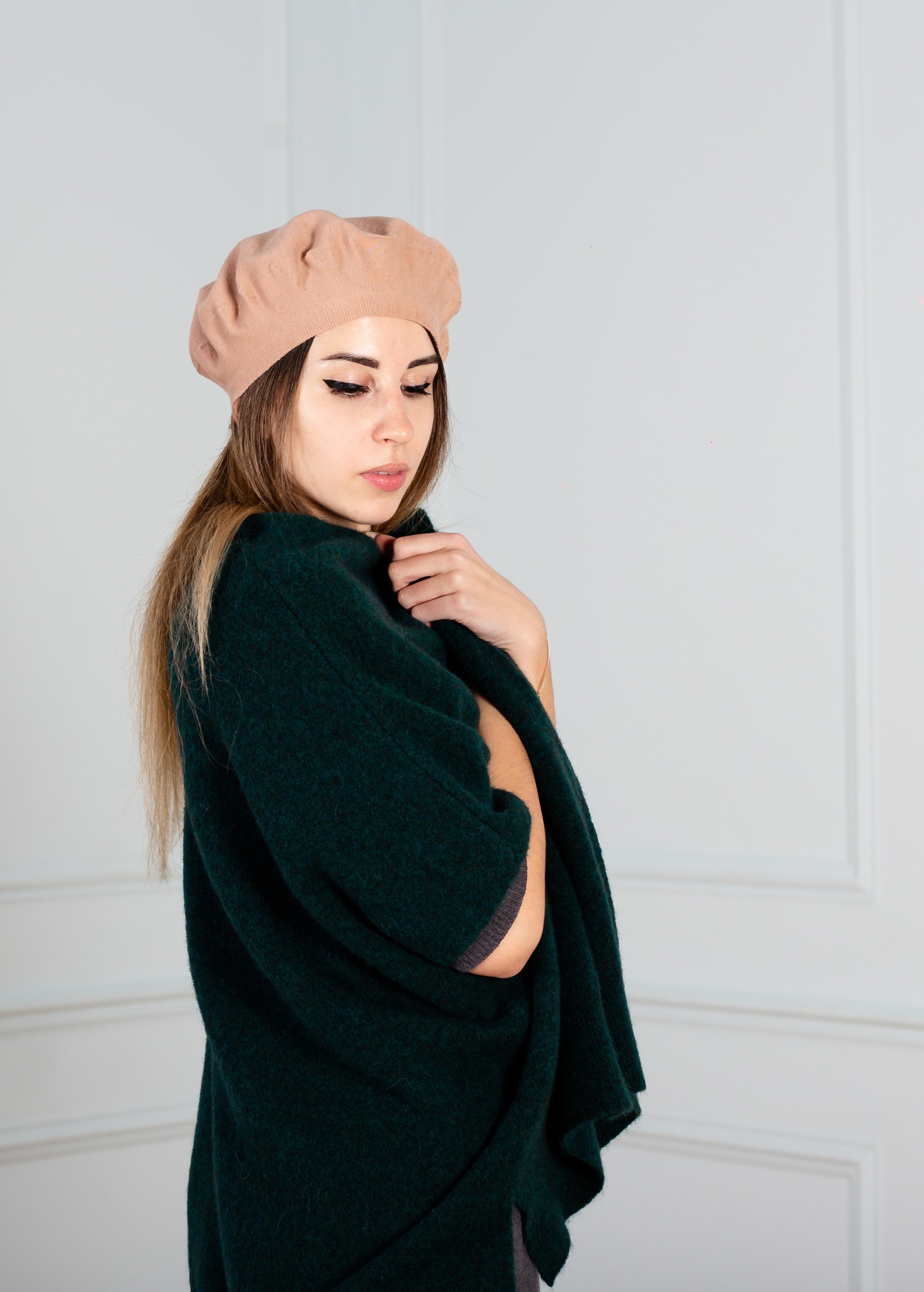 Merino wool beret pale pink